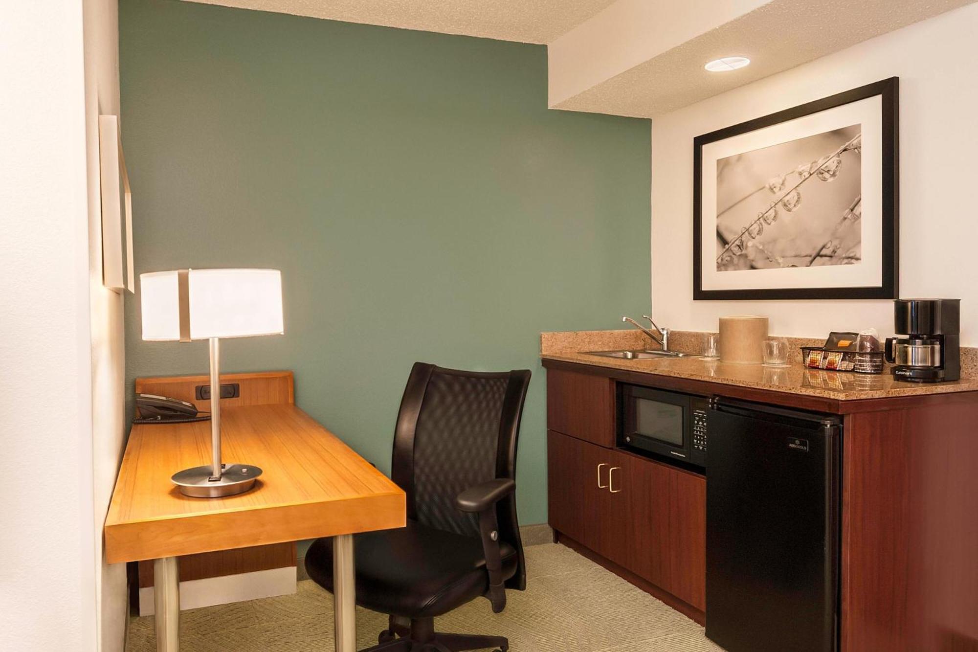 Springhill Suites By Marriott Baton Rouge South Exterior foto